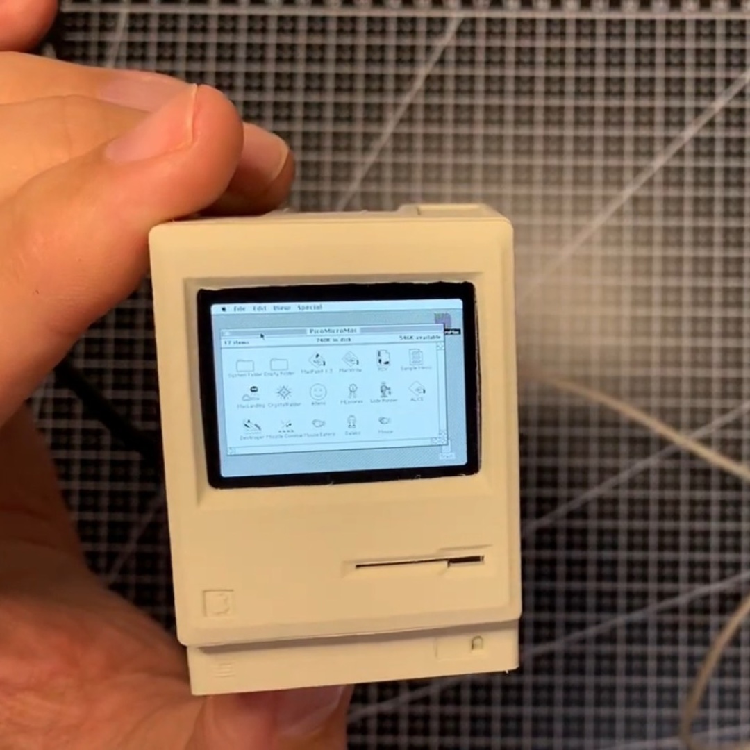 Retro Gaming Corps - Komputer Mini Retro Macintosh - Layar